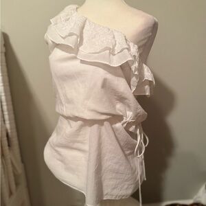 Like New Banana Republic White Ruffled Off-Shoulder linen Blouse